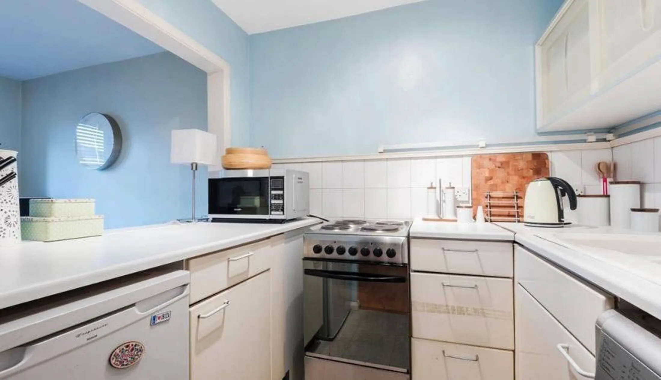 Flat Burnham Close in Greater London