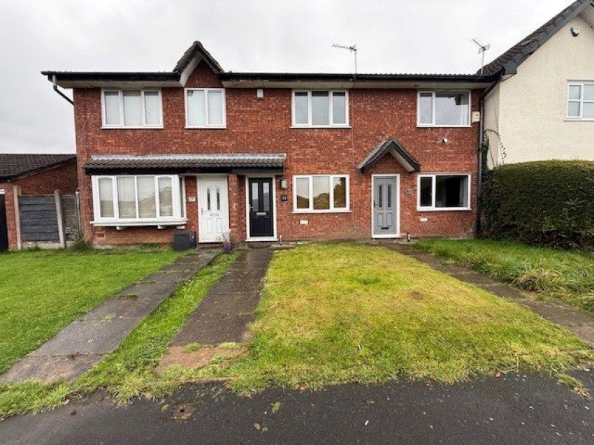 House Whitecroft Road in Wigan