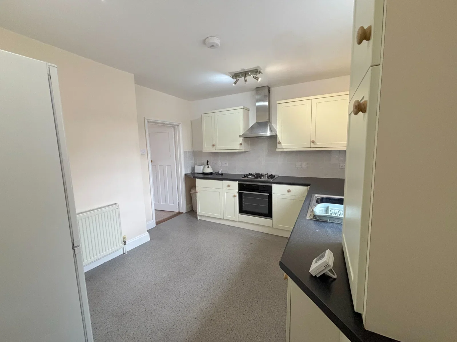 Flat Queen Street in Babergh