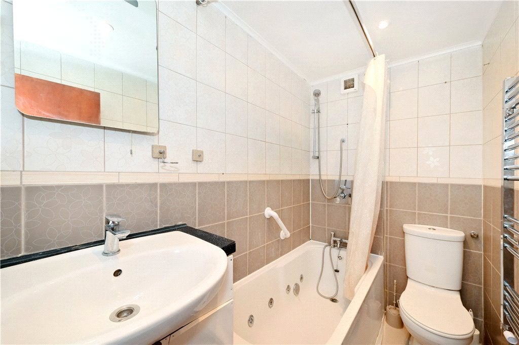 Flat Edgware Road in City of Westminster