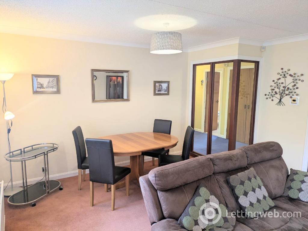 Flat Ascot Court in Glasgow