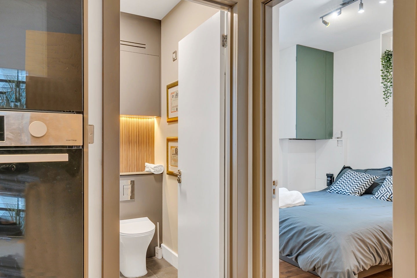 Flat Tanner Street in Greater London