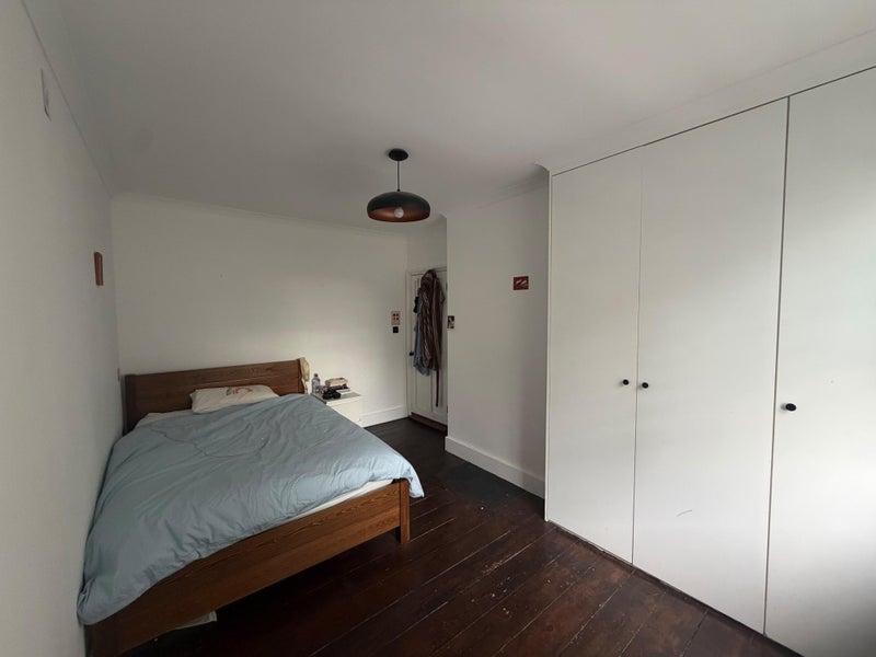 Room Rainhill Way in Greater London