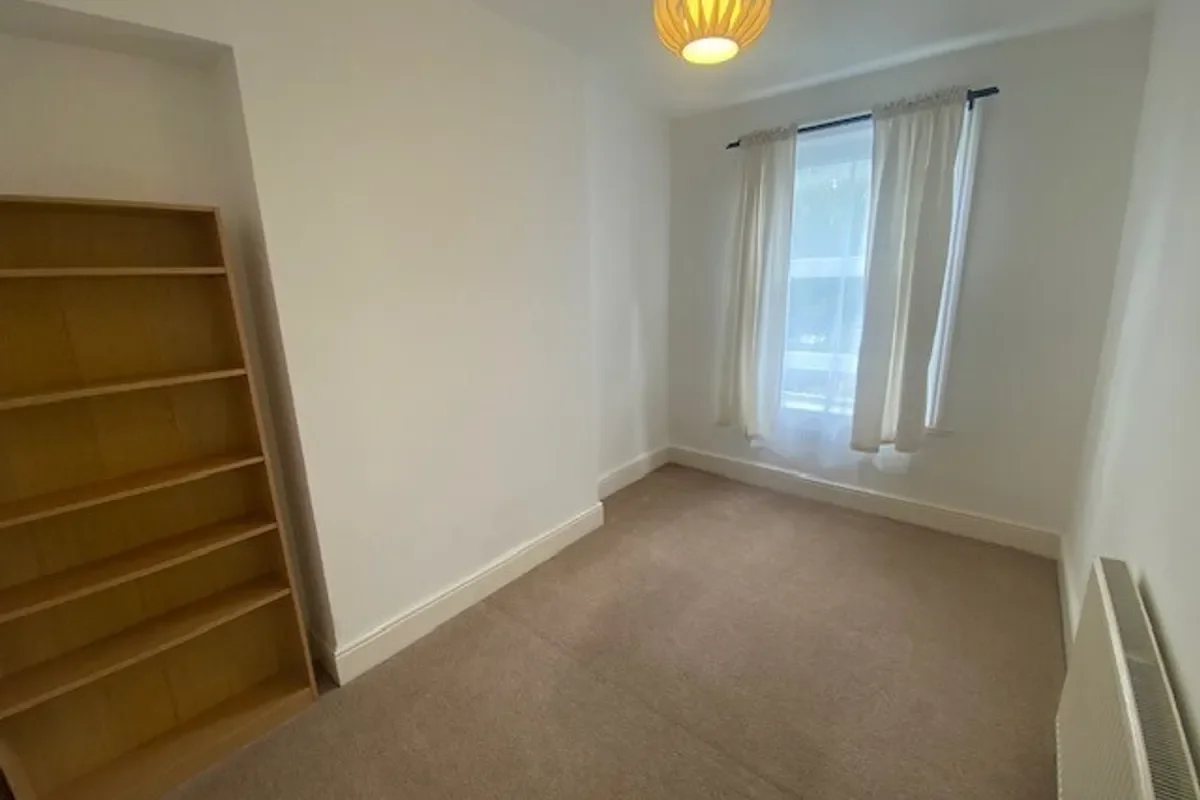 Flat Claude Road in Cardiff