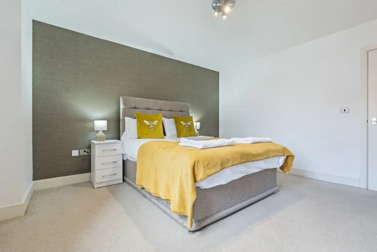 Flat Cavendish Court in Derby
