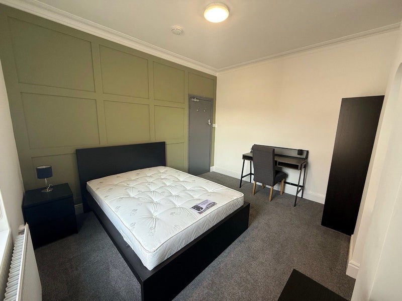 Room Alexandra Road in Stafford