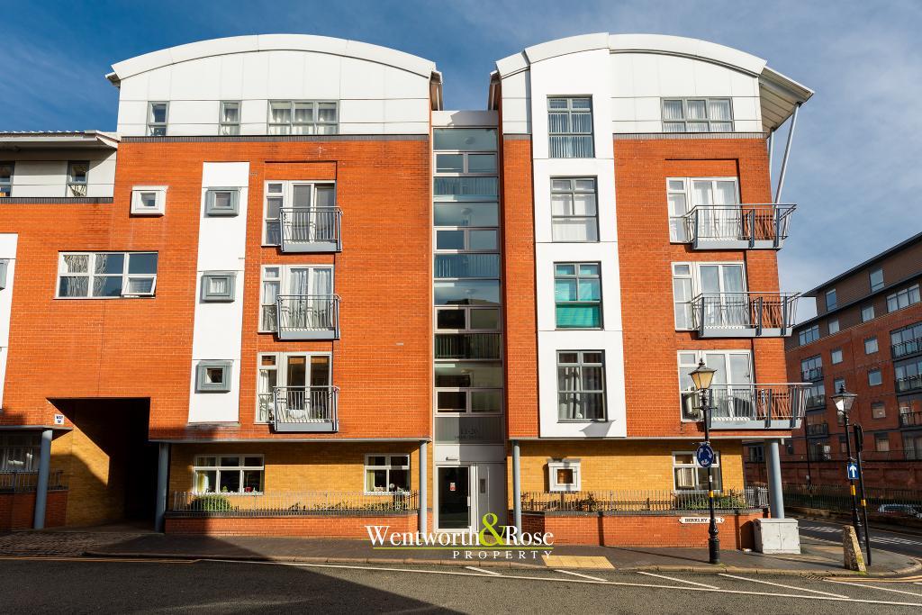Flat Berkley Street in Birmingham
