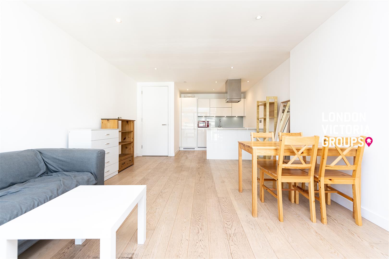 Flat Yabsley Street in Greater London