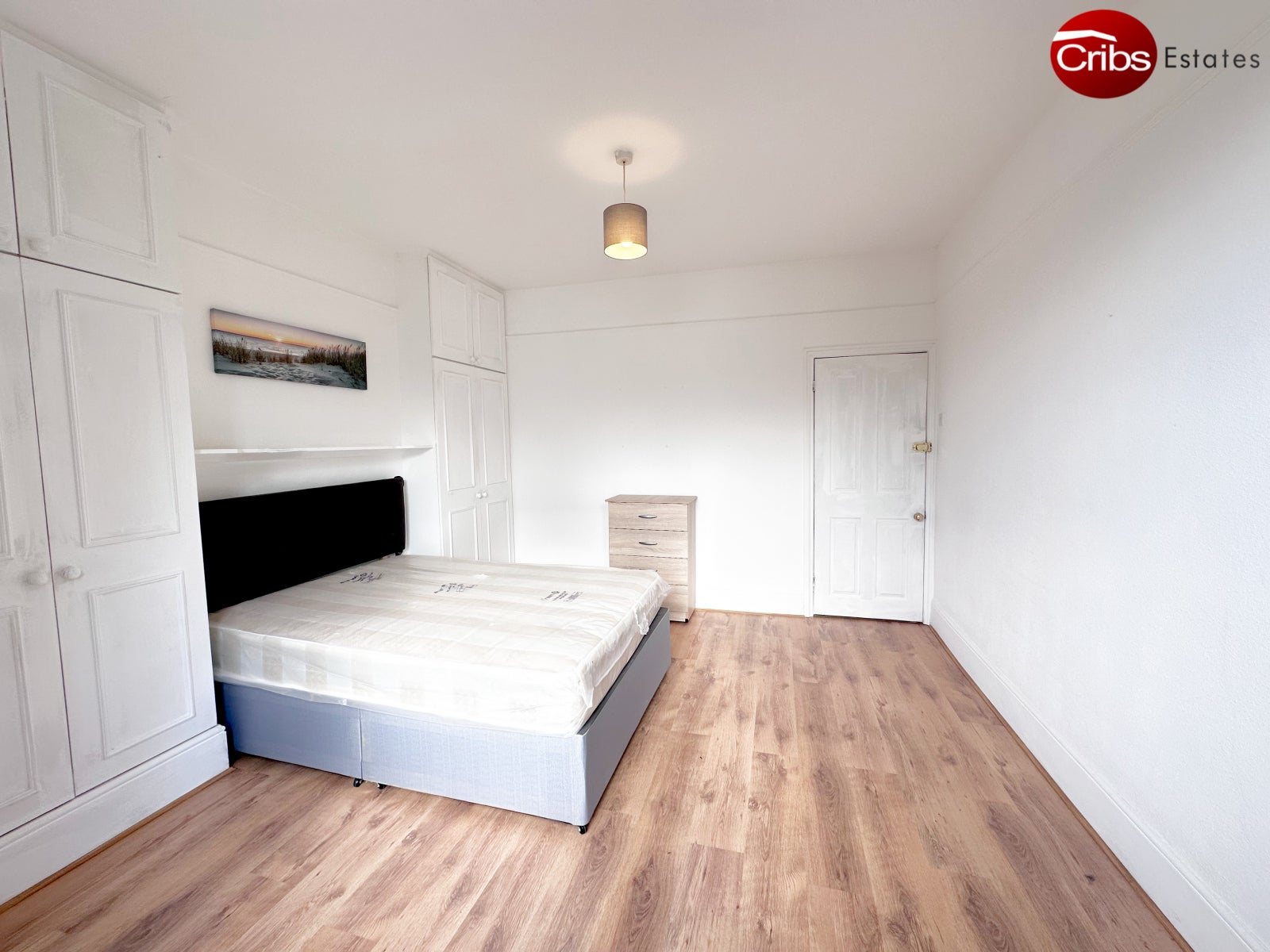 Room Brownhill Road in Greater London