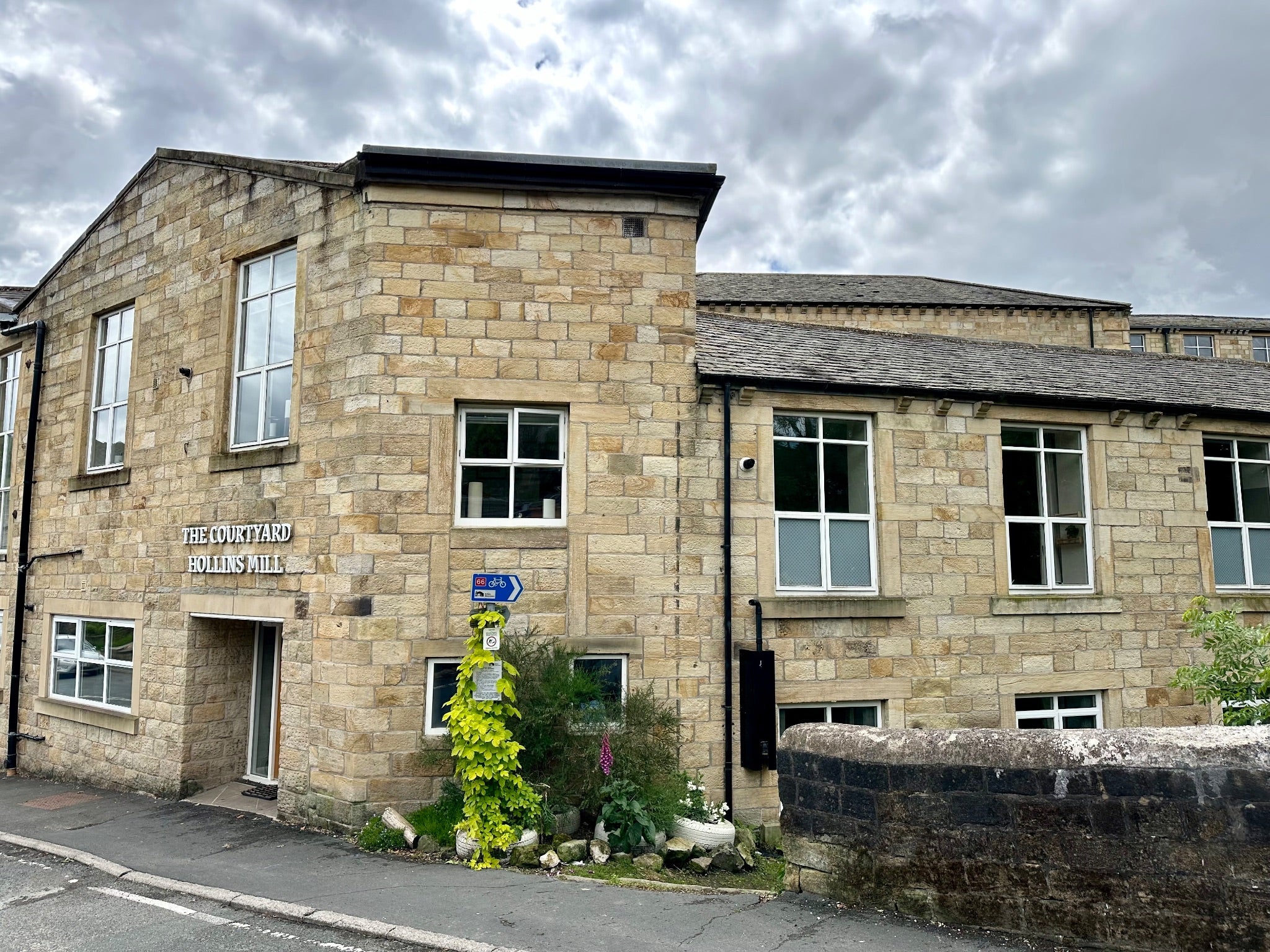 Flat Henshaw Road in Calderdale