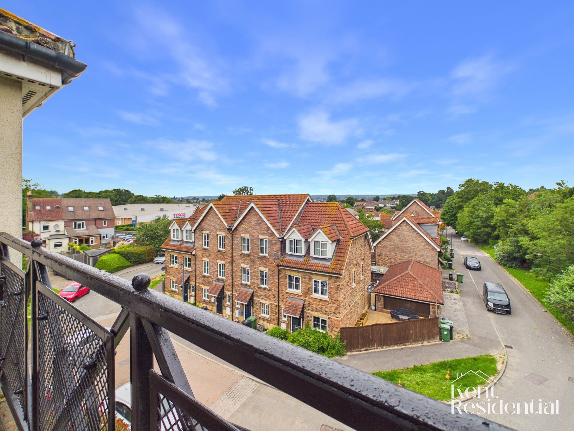 Flat Rockwell Court in Maidstone