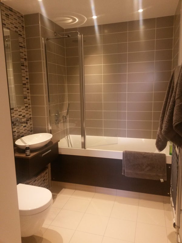 Room Salamanca Place in Greater London