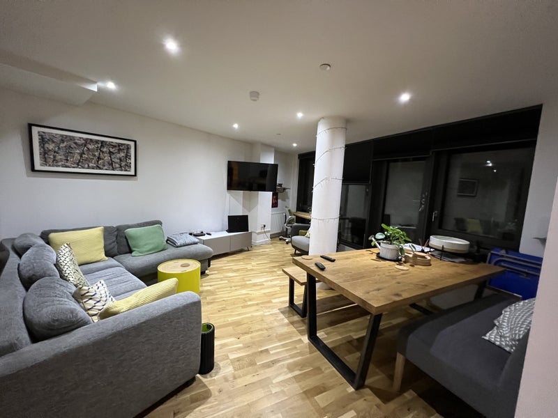 Room Salamanca Place in Greater London
