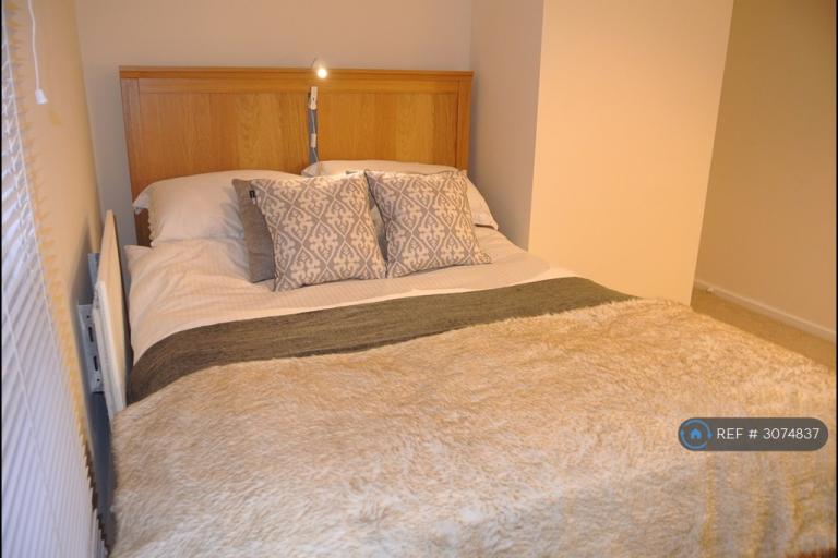 Room Lawnswood in Telford