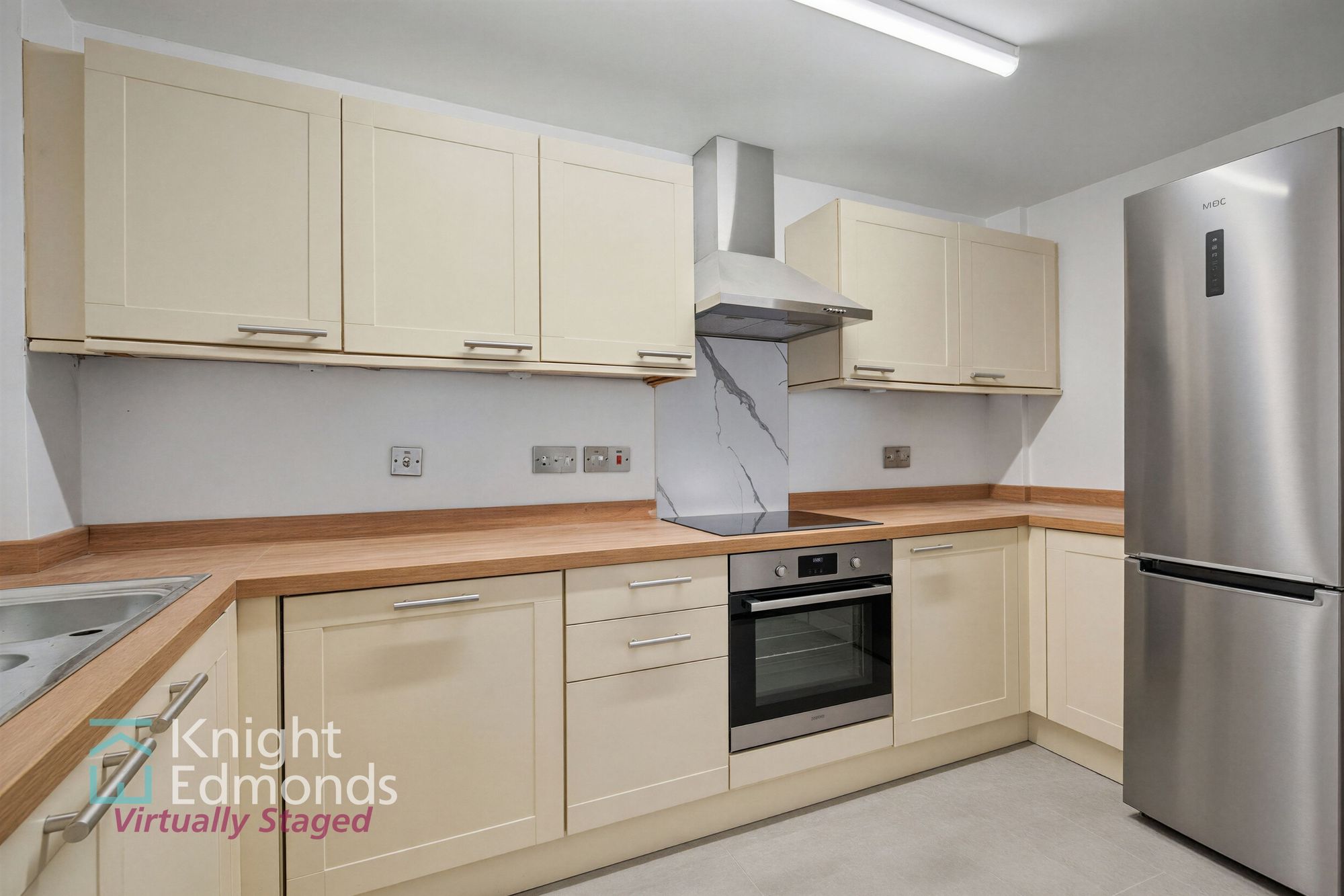 Flat Orchard Street in Rainham