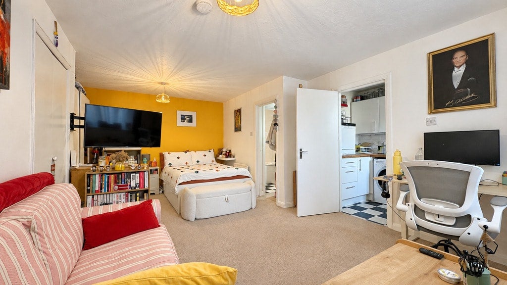 Flat Godolphin Place in Greater London