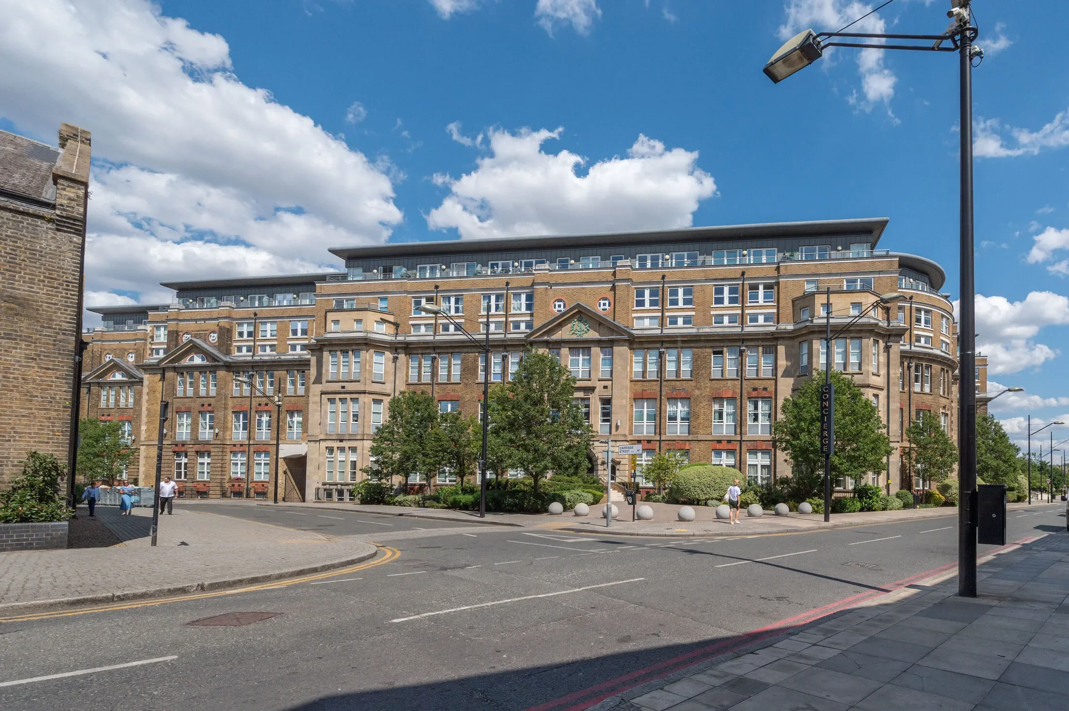 Flat Cartridge Place in Greater London