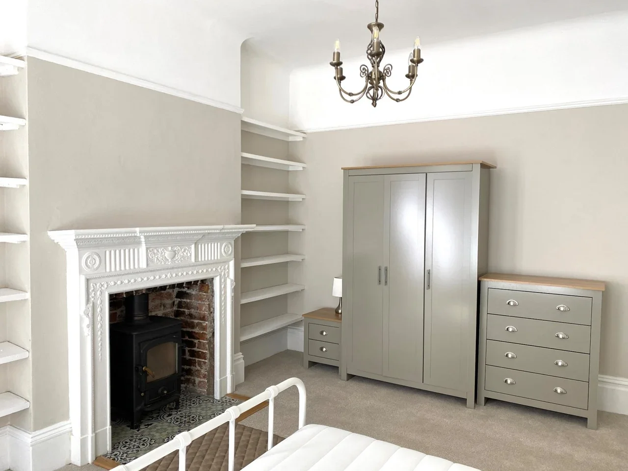 Room Elms Avenue in Eastbourne