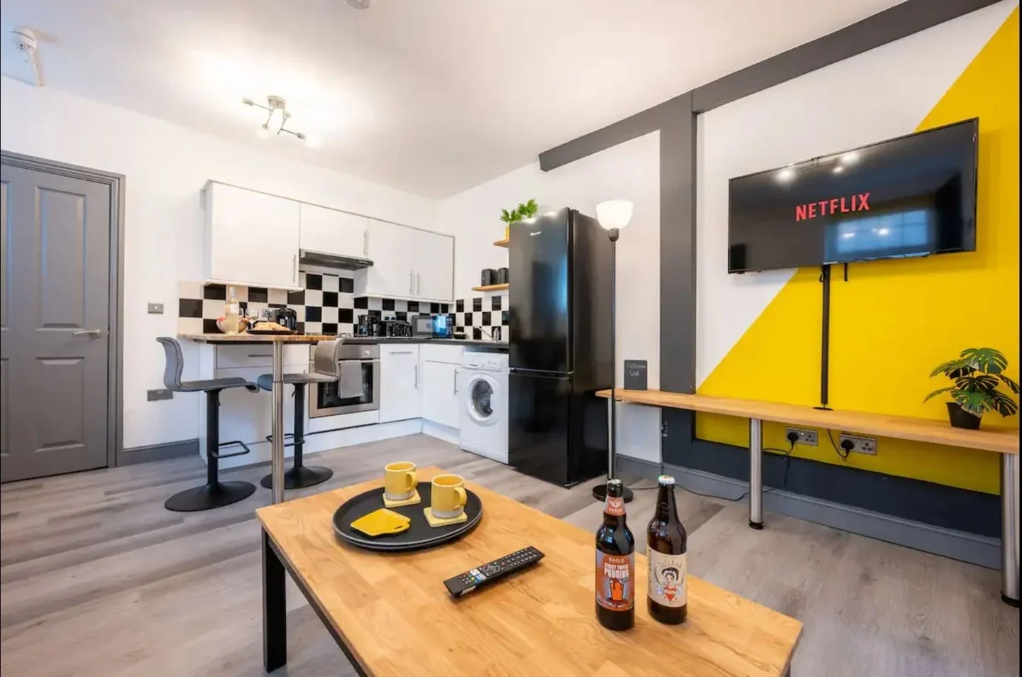 Flat Crwys Lane in Cardiff