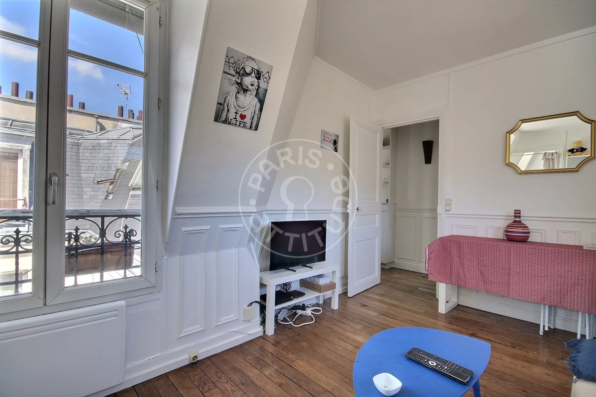 Flat Rue Claude-Rodier in Paris