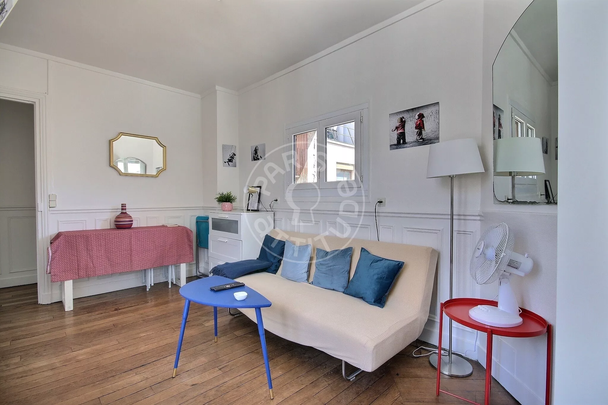 Flat Rue Claude-Rodier in Paris
