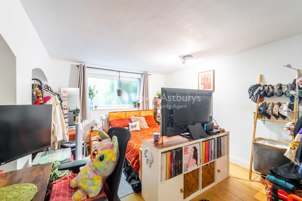 Flat Barnsbury Street in Greater London