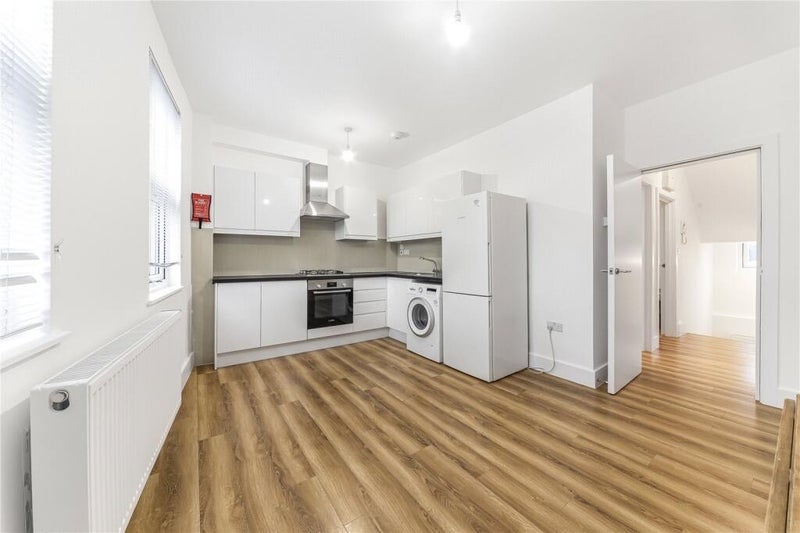 Room New Kent Road in Greater London