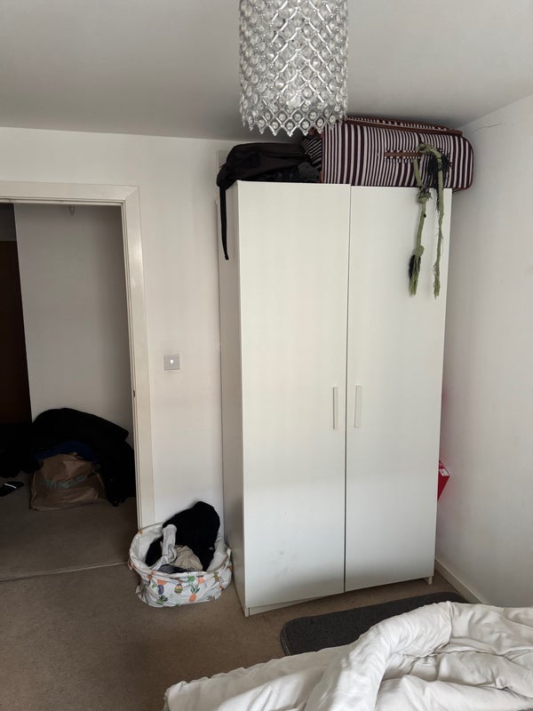 Room Elmira Way in Salford