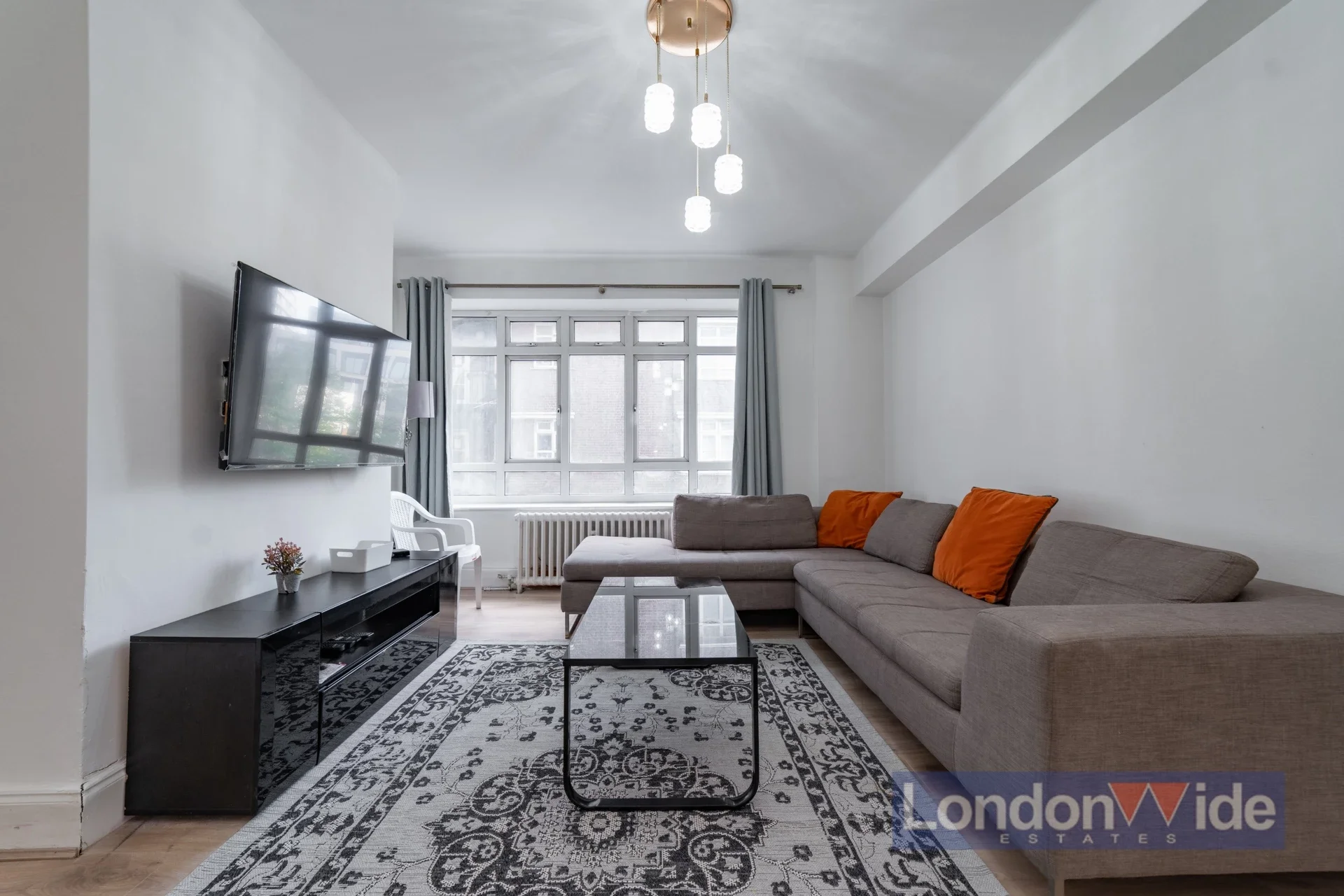 Flat Shirland Road in City of Westminster