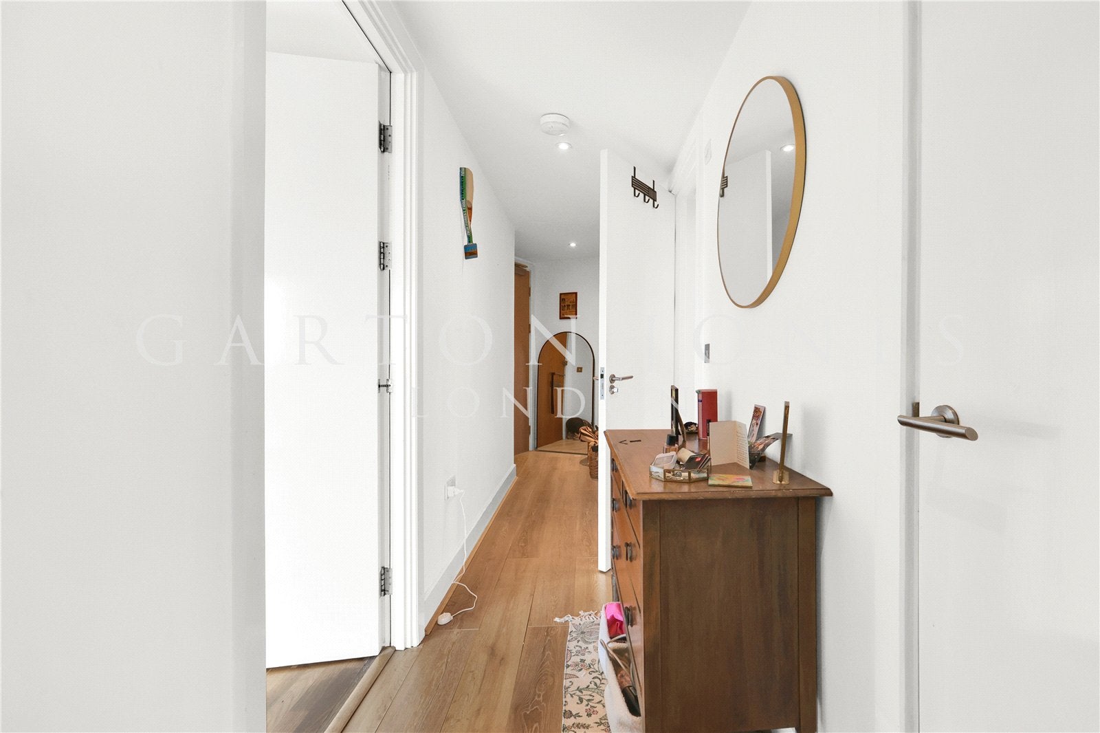 Flat Salamanca Place in Greater London