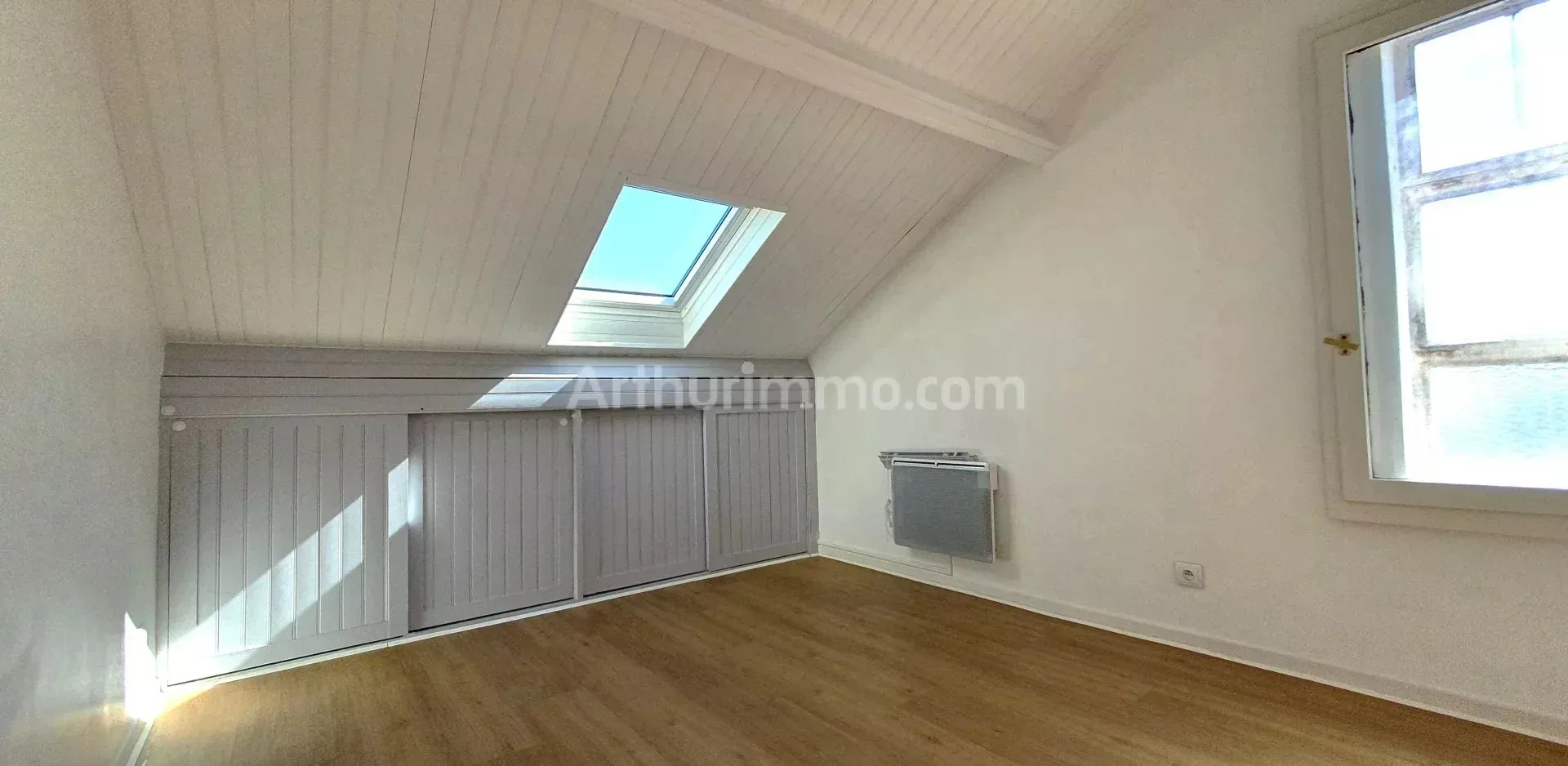 Appartement Avenue Paul Vaillant-Couturier à Paray-Vieille-Poste