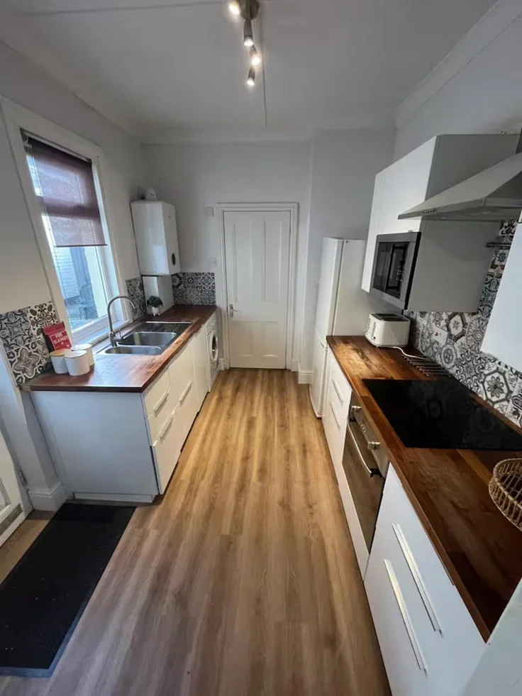 Flat Hazelwood Avenue in Newcastle upon Tyne