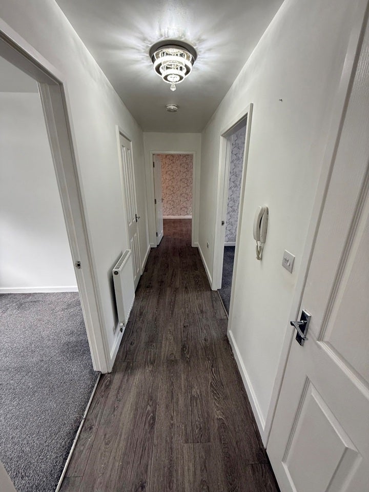 Flat Millbank Place in Ashfield