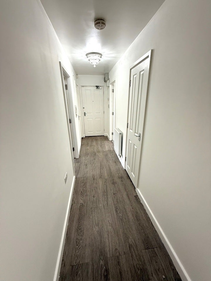 Flat Millbank Place in Ashfield