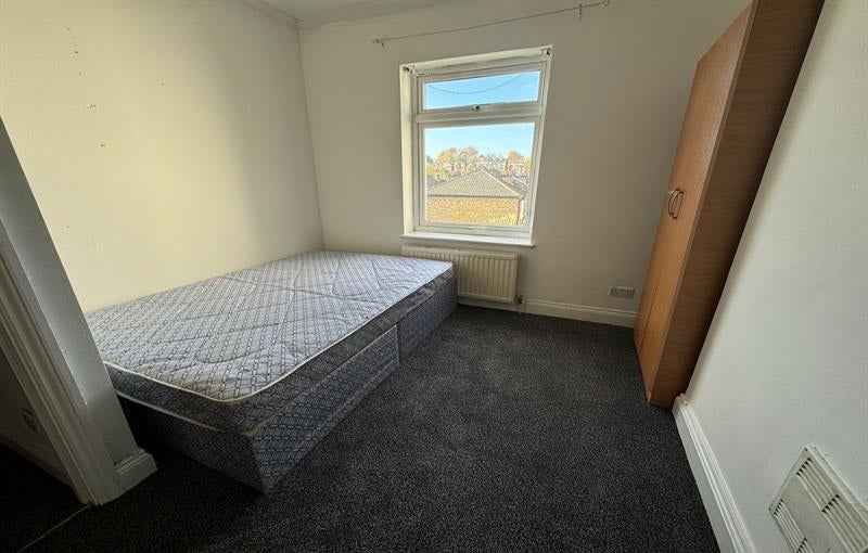Flat Selsdon Road in Greater London