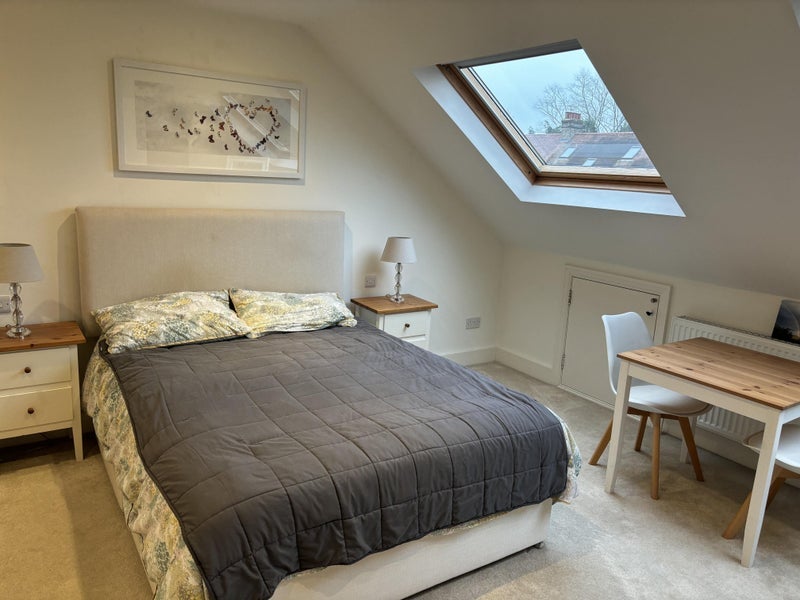 Room Woodland Way in Greater London