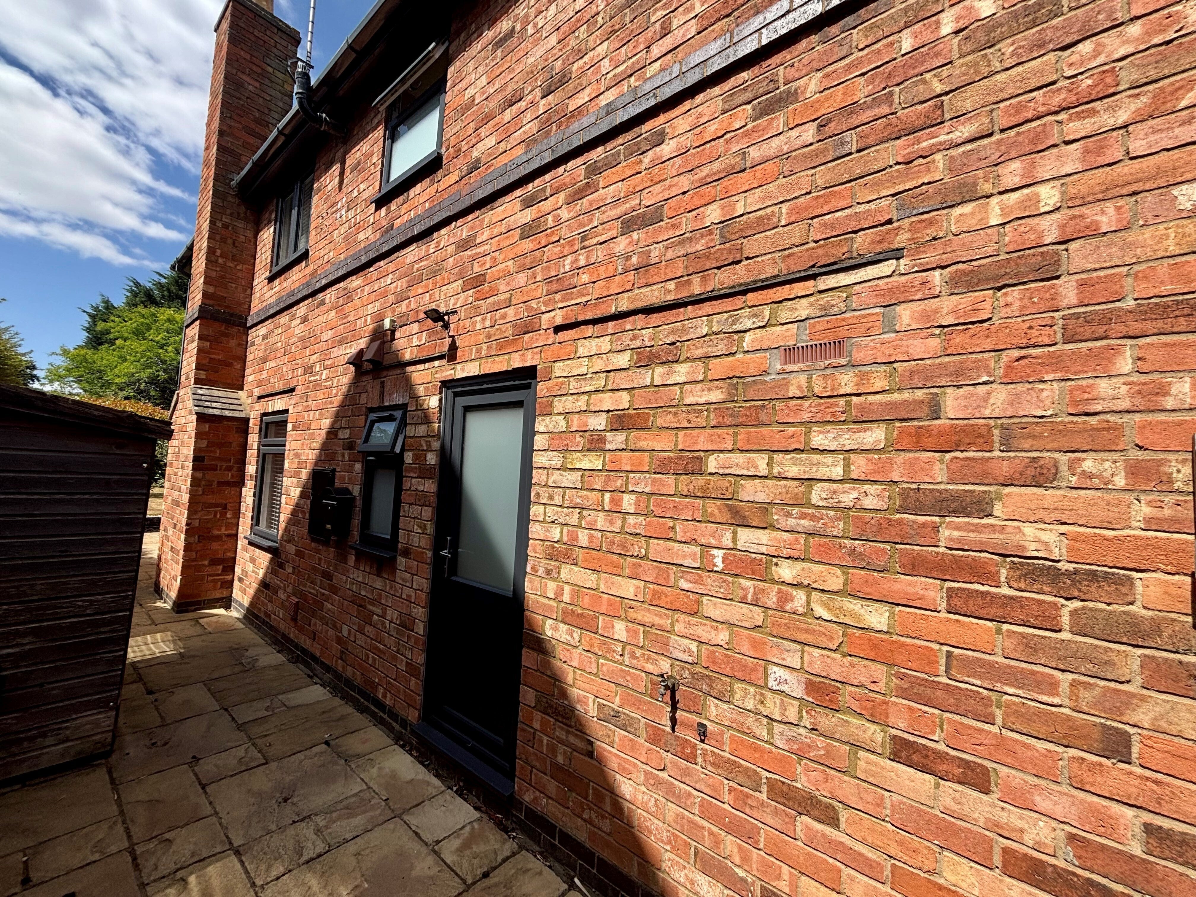 Flat Banbury Road in Stratford-on-Avon