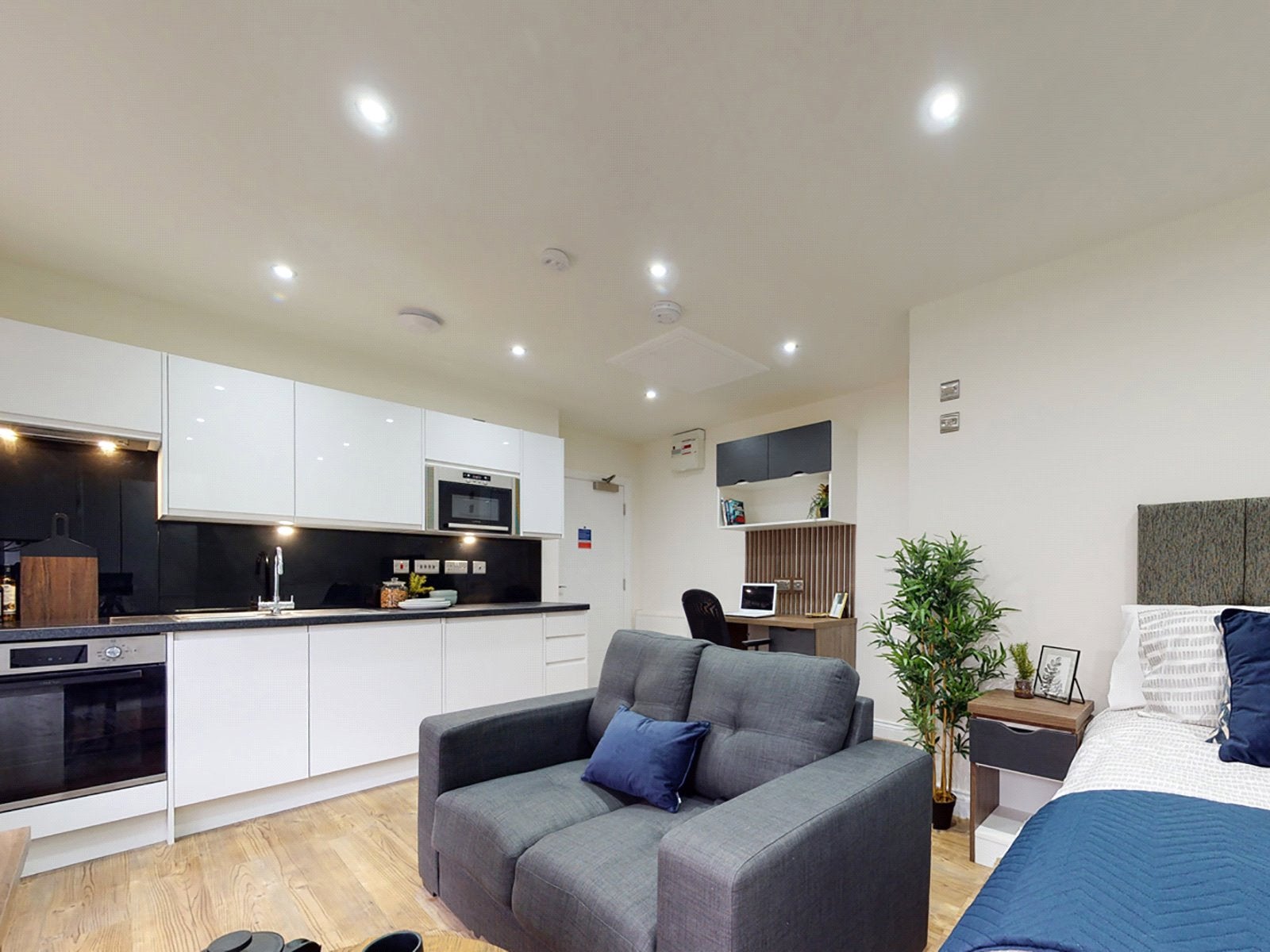 Room Hyde Terrace in Leeds