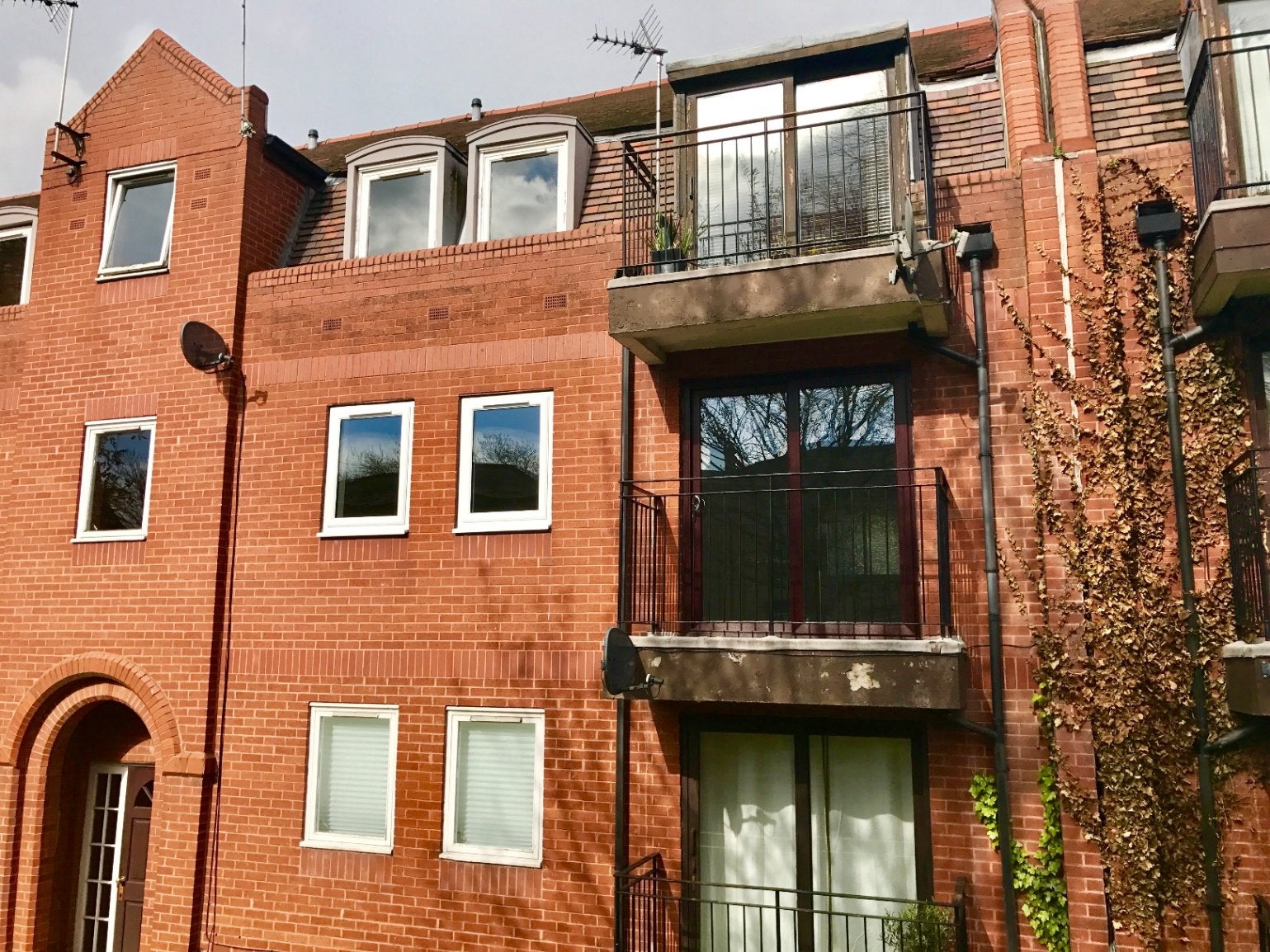 Flat Kensington Road in Barnsley