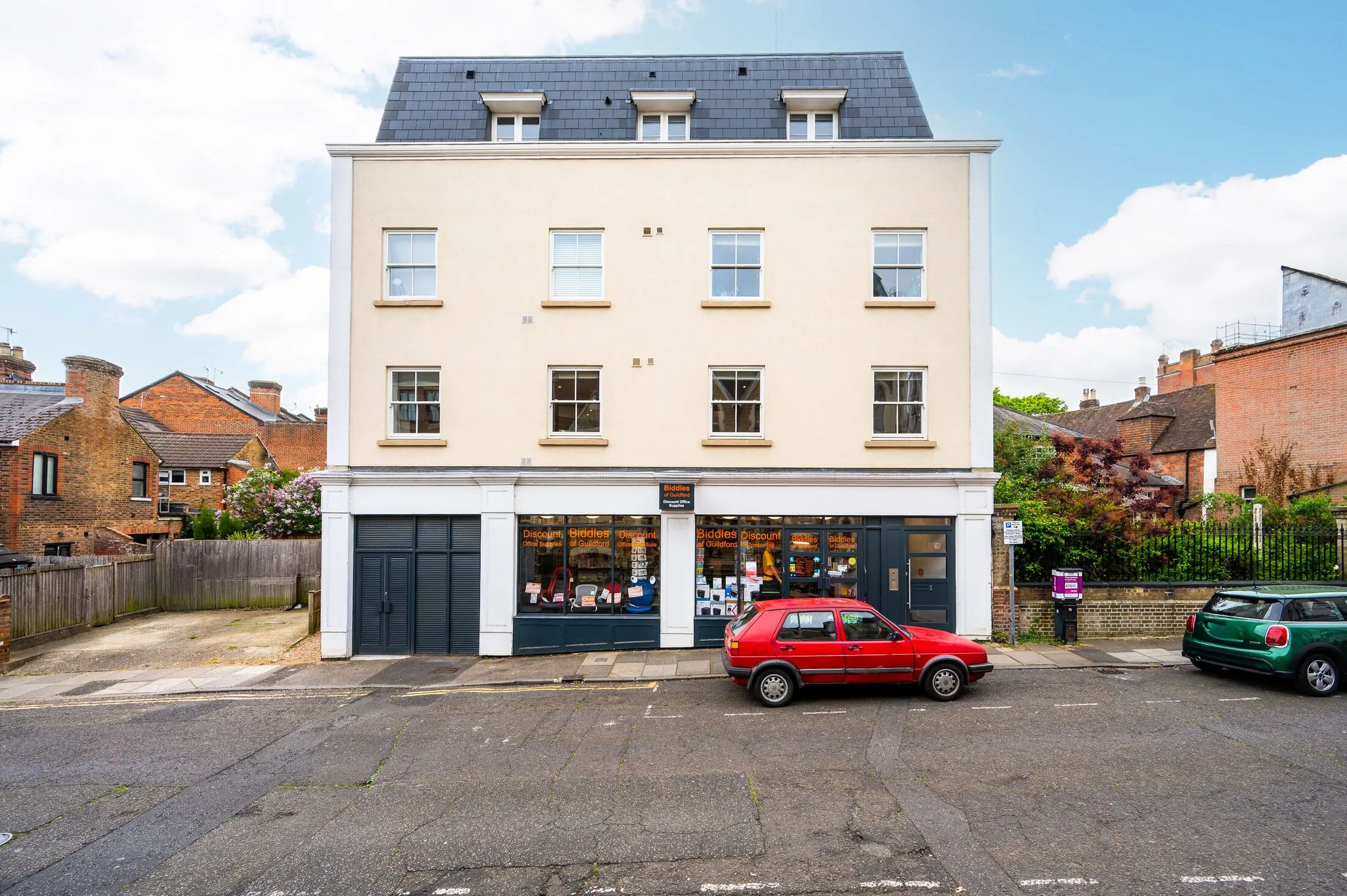 Flat Ward Street in Guildford