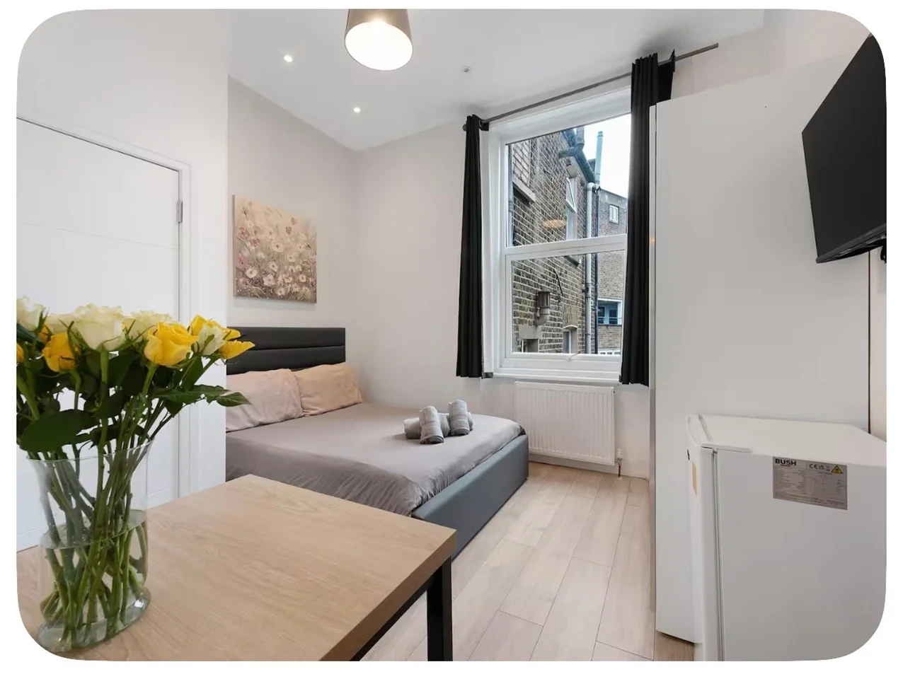 Flat Perham Road in Greater London