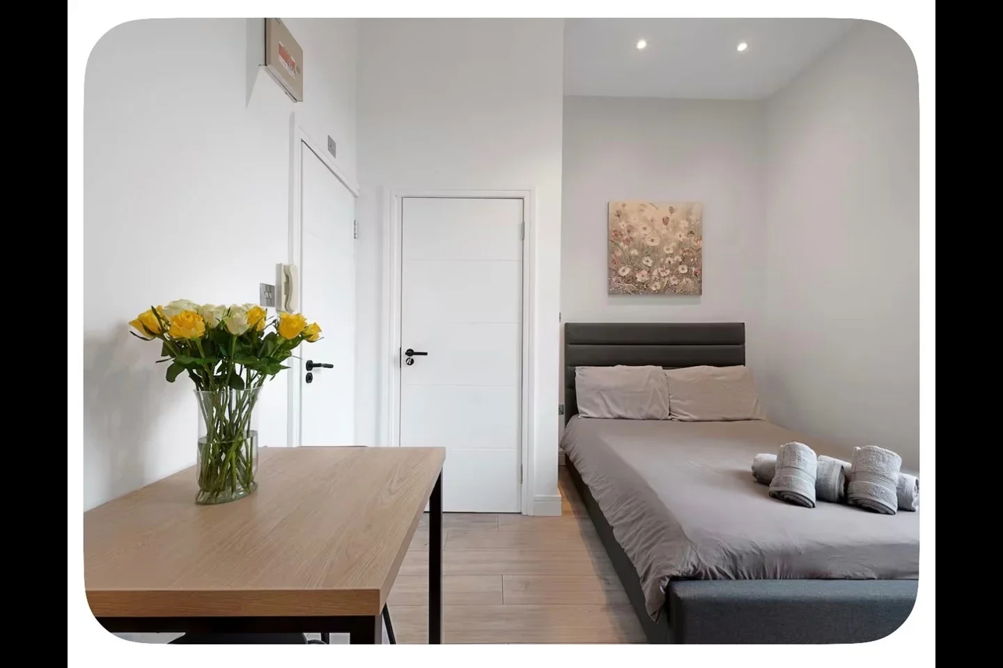Flat Perham Road in Greater London