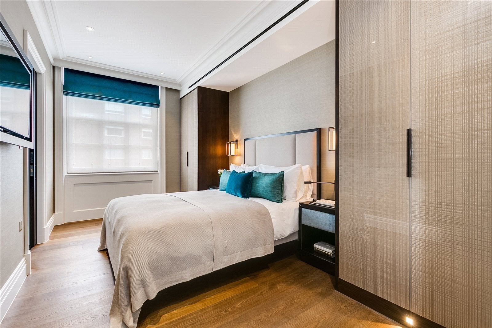Flat Lowndes Square in City of Westminster