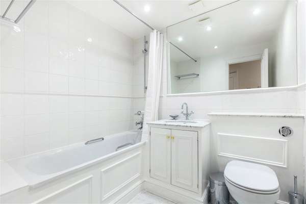 Flat Lexham Gardens in Greater London