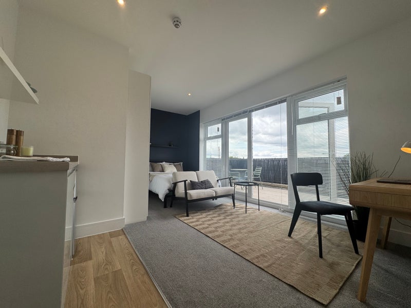 Room Haymoor Road in Poole