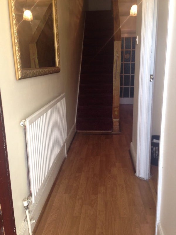 Room Cann Hall Road in Greater London
