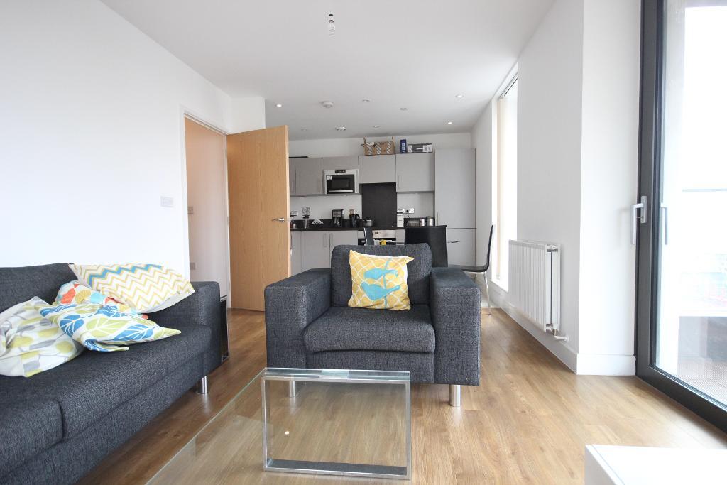 Flat North Woolwich Road in Greater London