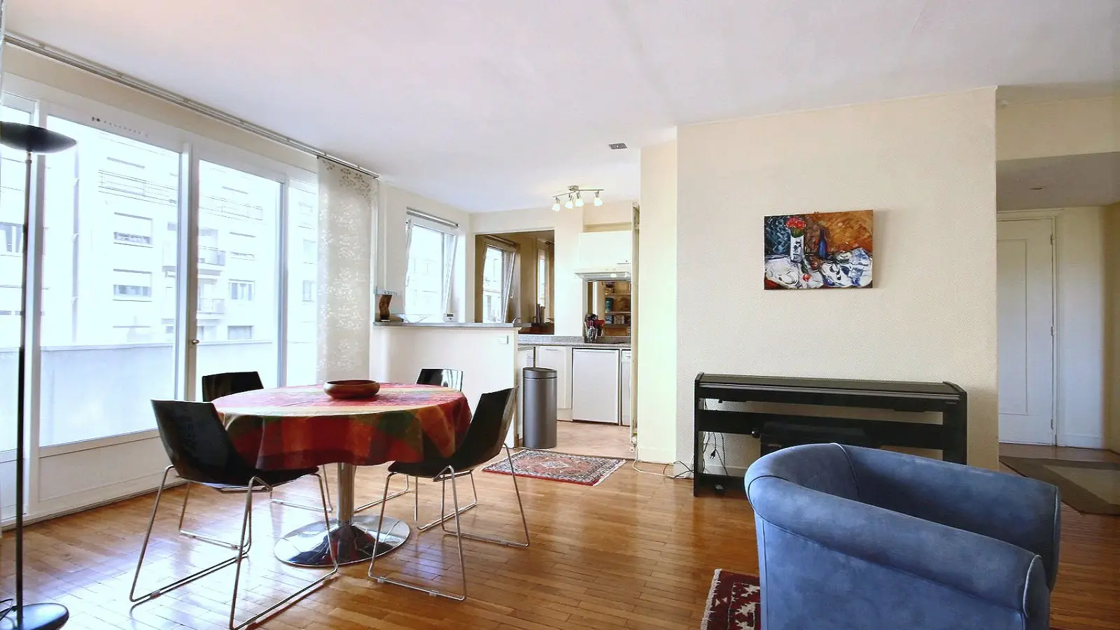 Flat Rue de l'Université in Paris