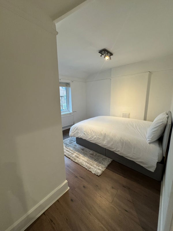 House Turner Avenue in Greater London