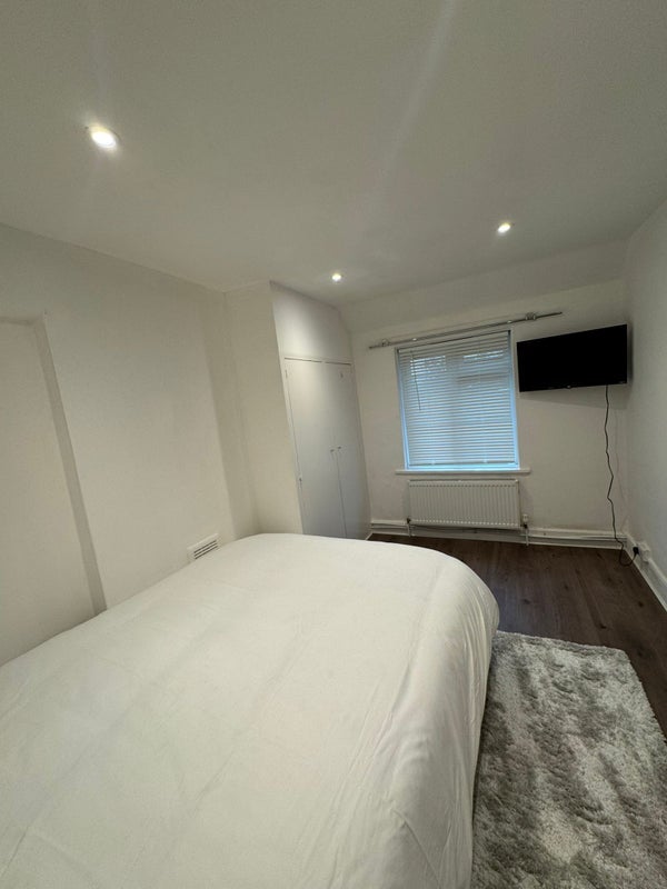 House Turner Avenue in Greater London